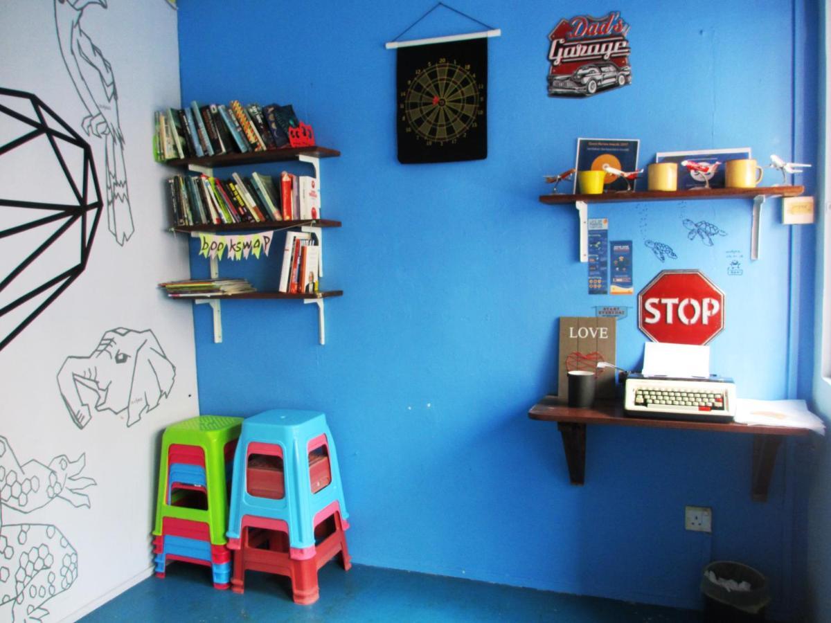Sandakan Backpackers Hostel Екстер'єр фото